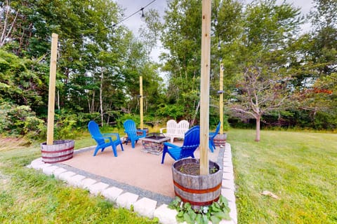 Bampi's Dream House in Lamoine