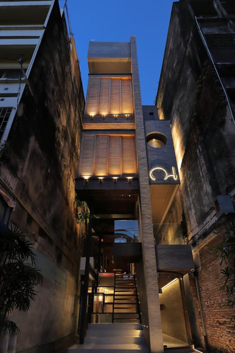 Property building, Night