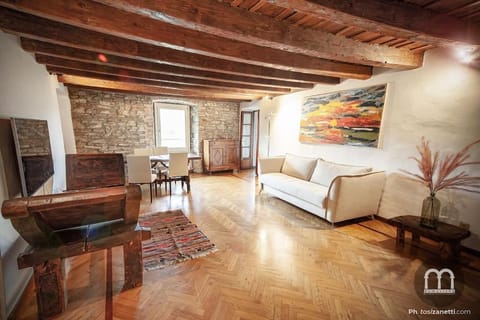 Magic Place Bergamo - Namastè Apartment with hills view - Città Alta Apartment in Bergamo