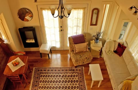 Seating area, On site