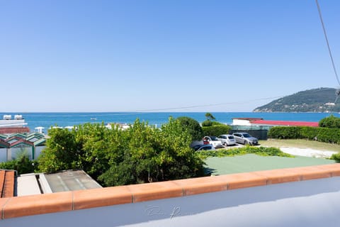 Casa vacanze Vistamare Apartment in Province of Massa and Carrara
