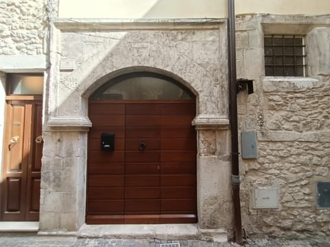 Facade/entrance, Day