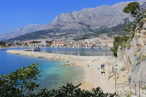 Chill house Apartment in Makarska