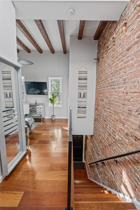 Perfect Location! Stylish Condo Steps Away from Nationals Stadium and Navy Yard in DC's Southwest Gem Apartment in Washington