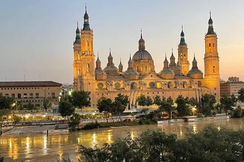 City view, River view
