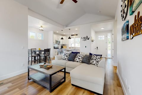 Cozy in Cascade House in Cascade