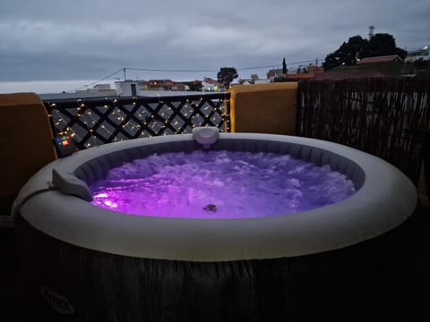 Hot Tub, Spa and wellness centre/facilities