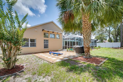 Family Getaway with Games and Pool in Spring Hill House in Spring Hill