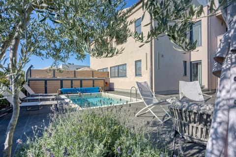 Property building, Garden