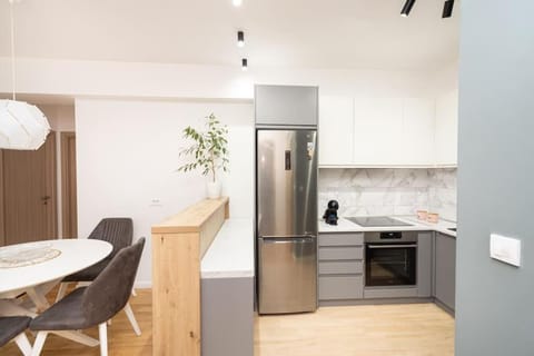 TwoBedroom lux apartment +garage Apartment in Budva