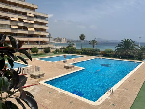 Property building, Day, Natural landscape, Garden, Pool view, Sea view, Swimming pool, Swimming pool, sunbed