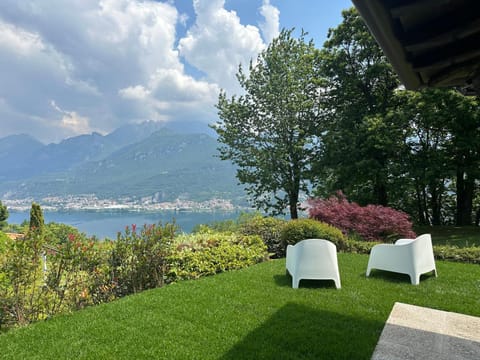 Garden, Garden, Lake view