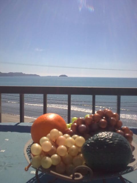 View (from property/room), Balcony/Terrace, Beach