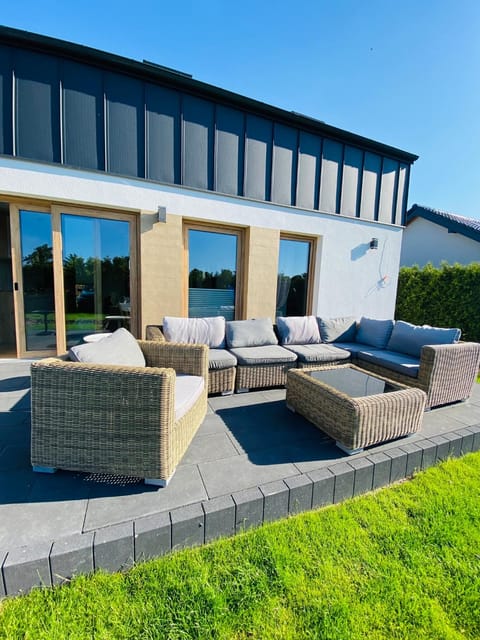 Miło Cię widzieć Domek Apartment in Leba