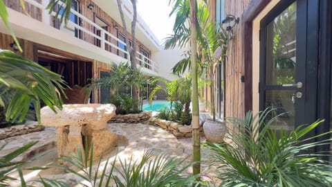 Property building, Garden, Garden view, Pool view, Swimming pool