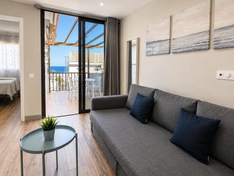 Balcony/Terrace, Living room
