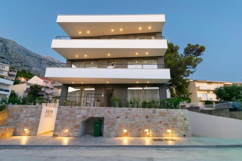 Apartmani Pino Apartment in Baška Voda