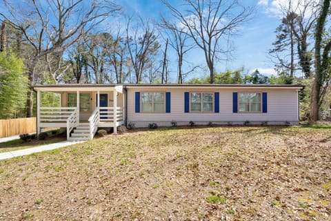 Spacious 4-bedroom Marietta Home w/ free parking House in Marietta