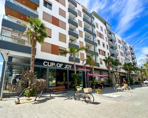 Property building, Neighbourhood, Street view