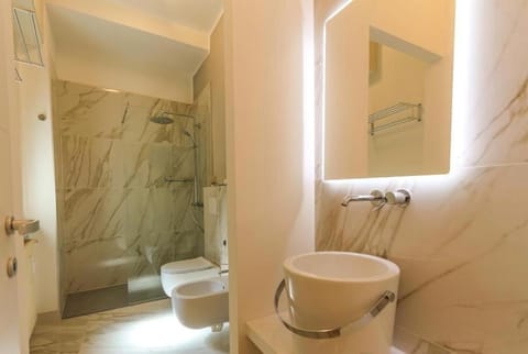 Shower, Toilet, Bathroom, bidet