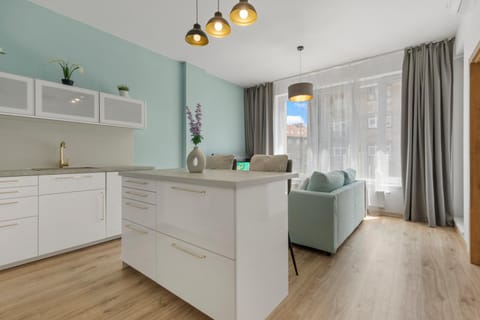 Kitchen or kitchenette, Living room, Seating area