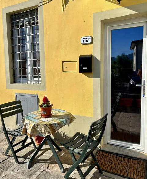 Property building, Garden