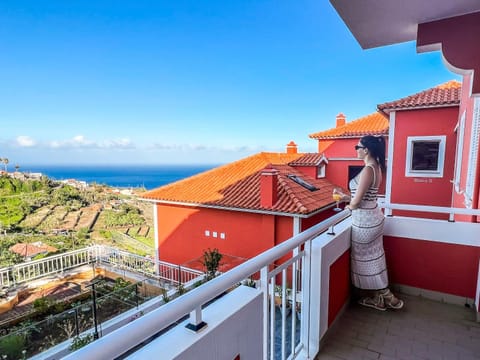 Property building, Natural landscape, View (from property/room), Balcony/Terrace, Garden view, Mountain view, Sea view