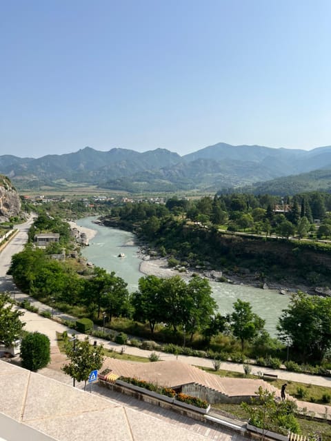 Balcony/Terrace, City view, River view