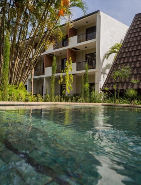 Property building, Spring, Day, Natural landscape, Winter, Summer, Garden, Garden view, Pool view, Swimming pool