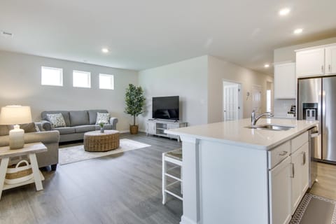 3 Mi to Bethany Beach Ocean View Home with Patio House in Bethany Beach