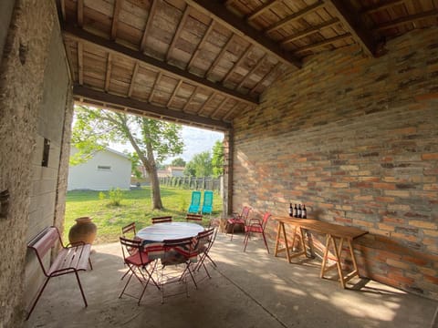 Patio, Garden view