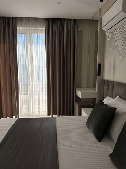 Sea View Apartment Luxury Apartment in Vlorë