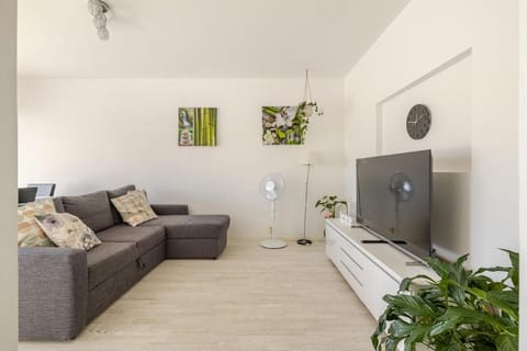 Helsinki, Private free parking, super easy to city centre and airport Apartment in Helsinki