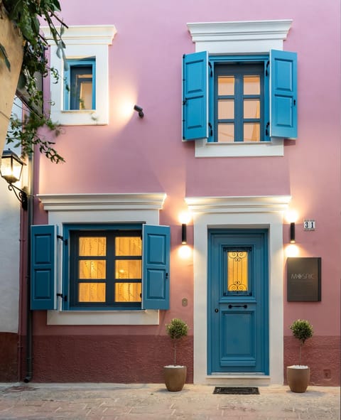 Property building, Facade/entrance