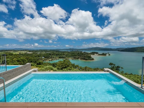 Day, Natural landscape, Mountain view, Pool view