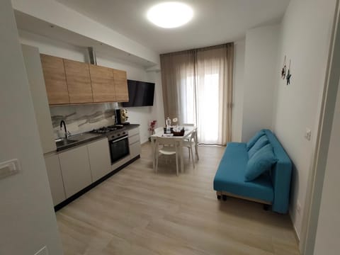 Kitchen or kitchenette, Living room, Dining area