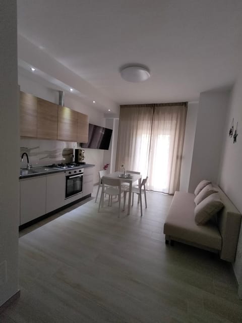 Kitchen or kitchenette, Living room, Dining area, pet friendly, stove