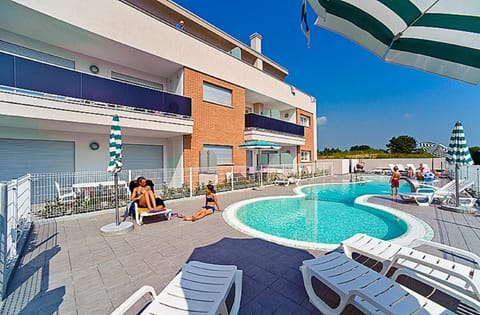 Summer, Swimming pool, Swimming pool