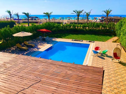Garden, Swimming pool