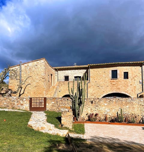Property building, Spring, Day