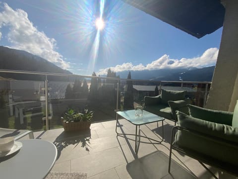 Balcony/Terrace, Balcony/Terrace