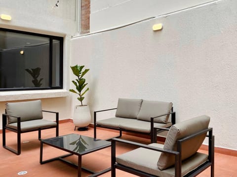 Balcony/Terrace, Living room