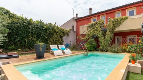 Patio, Swimming pool