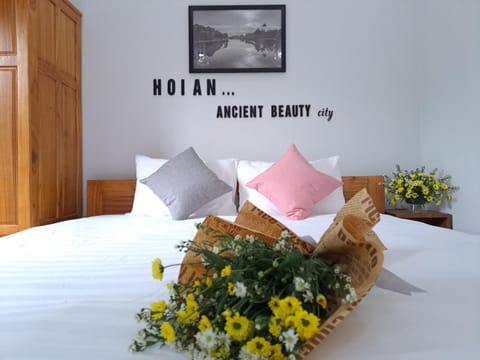 Bed, Decorative detail