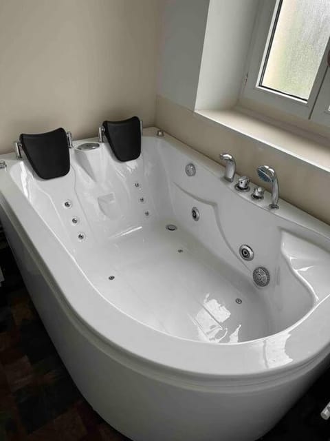 Logement tout confort avec jardin proche centre Apartment in Besançon