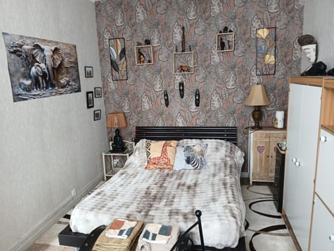 Garden, Photo of the whole room, soundproof, toaster