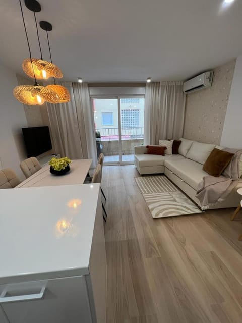 Living room, air conditioner