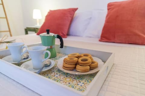 Leontine Home in Mondaino by Yohome Apartment in Marche