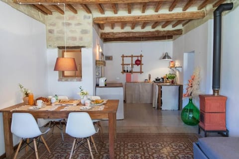 Leontine Home in Mondaino by Yohome Apartment in Marche