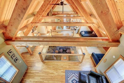 Lakefront property w/boat lift House in Sagle